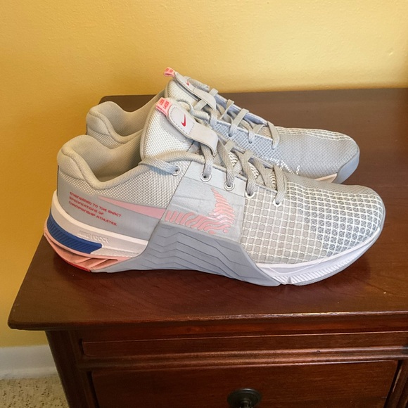 Nike Metcon 6 Sneakers - Picture 1 of 7